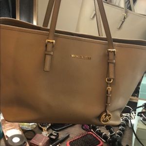Michael Kors Tote